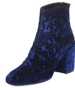 Stuart Weitzman Bacari blue velvet booties